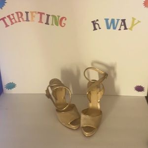 Christian louboutin 140 metallic trim suede